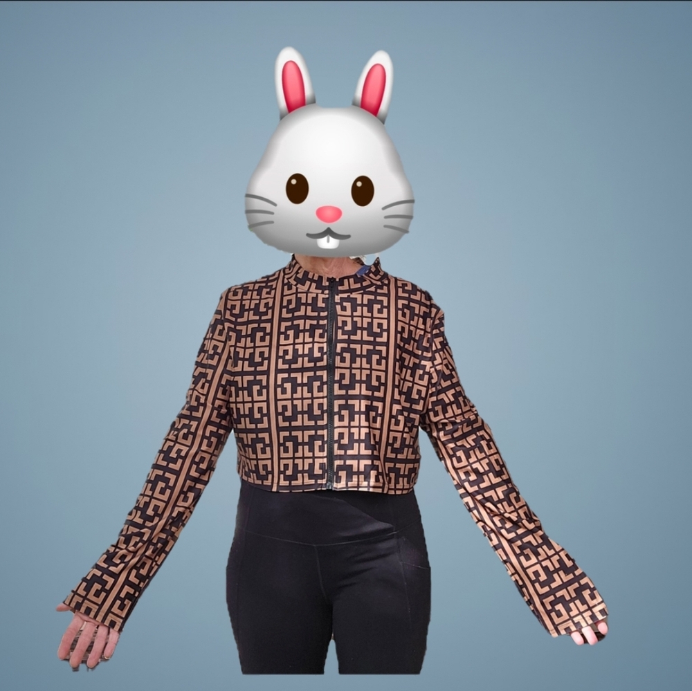 Geometric Patterned Long Sleeve Top